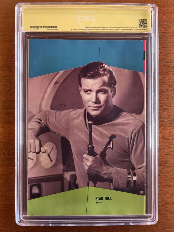Star Trek #1           (William Shatner signature) - Image 2