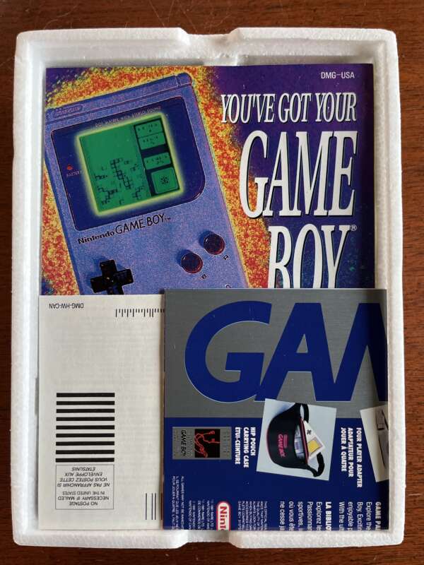 Nintendo Gameboy Console, new in Box. - Image 6